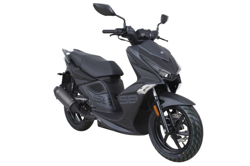 De Kymco Super 8R E5 is scherp geprijsd leverbaar bij de enige officiële Kymco dealer van Alphen aan den Rijn; Van der Louw tweewielers.