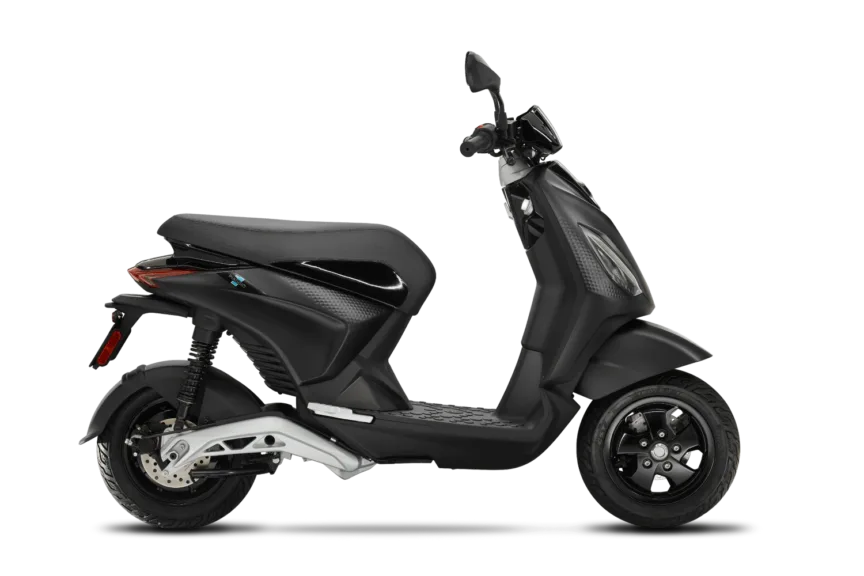 De Piaggio 1+ is scherp geprijsd leverbaar bij de enige officiële Piaggio dealer van Alphen aan den Rijn; Van der Louw tweewielers.